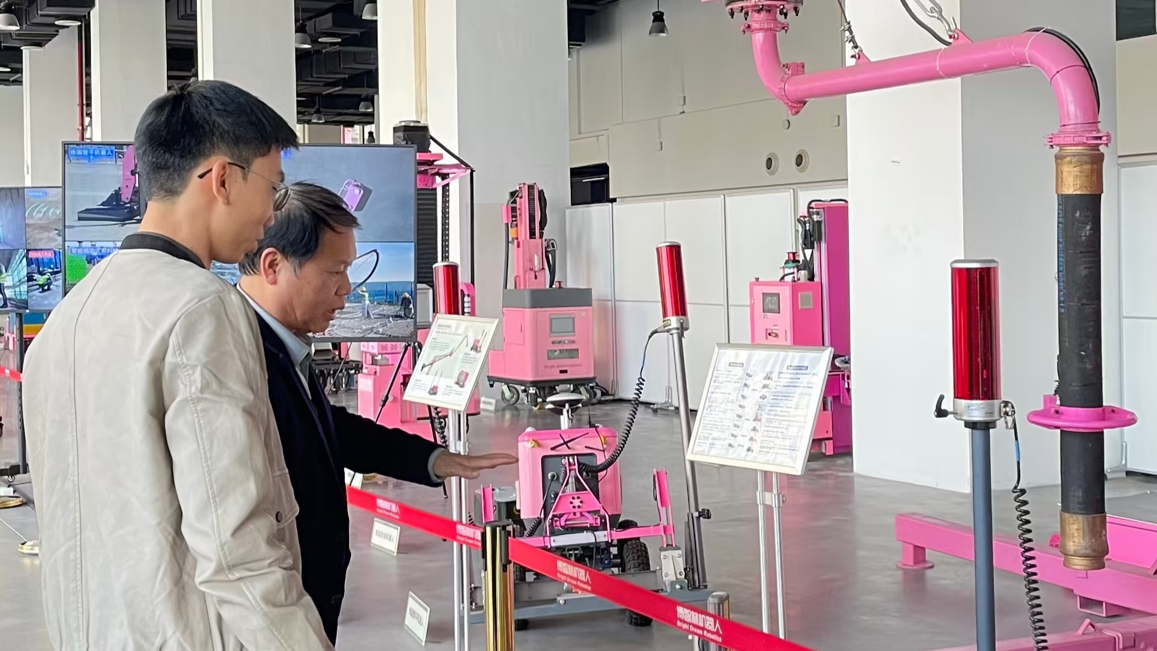 朱永斌董事長赴廣東博智林機器人公司探索水工新材料服務(wù)項目施工融合智能建造新業(yè)態(tài)