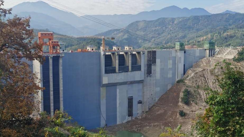 霍口水庫大壩迎水面聚脲防護工程