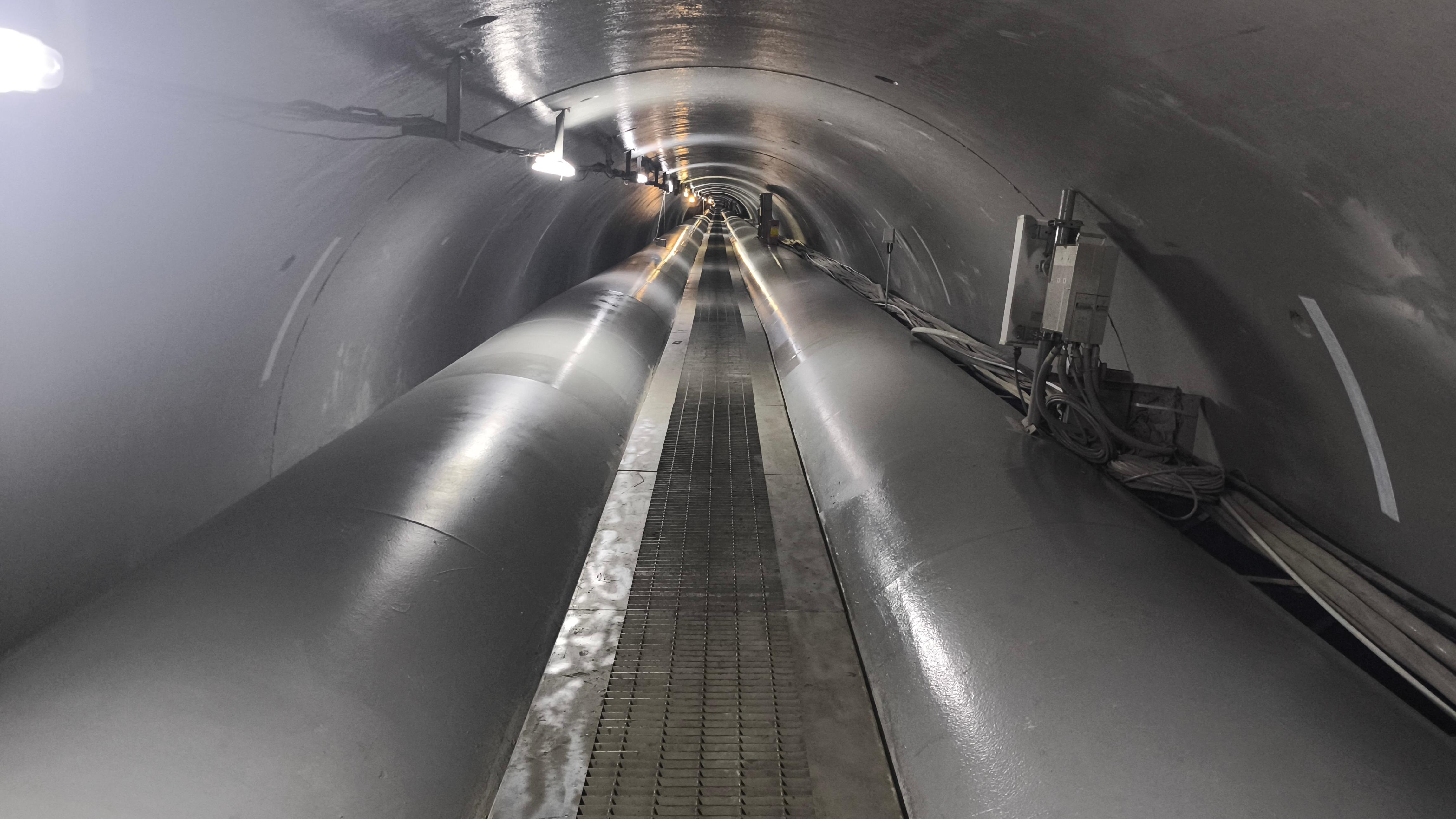 湛江灣海底隧道輸水管道防腐堵漏工程